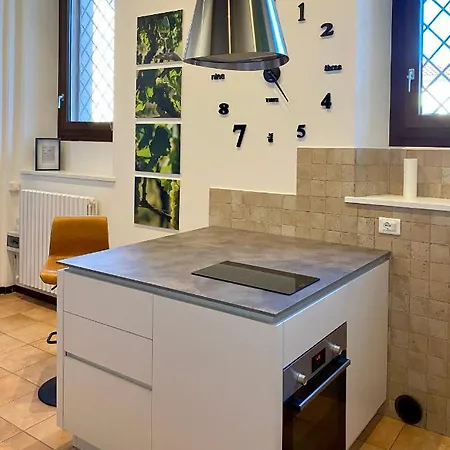 Il Barchio Loft In Un Palazzo Di Fine 800 A * Iesi